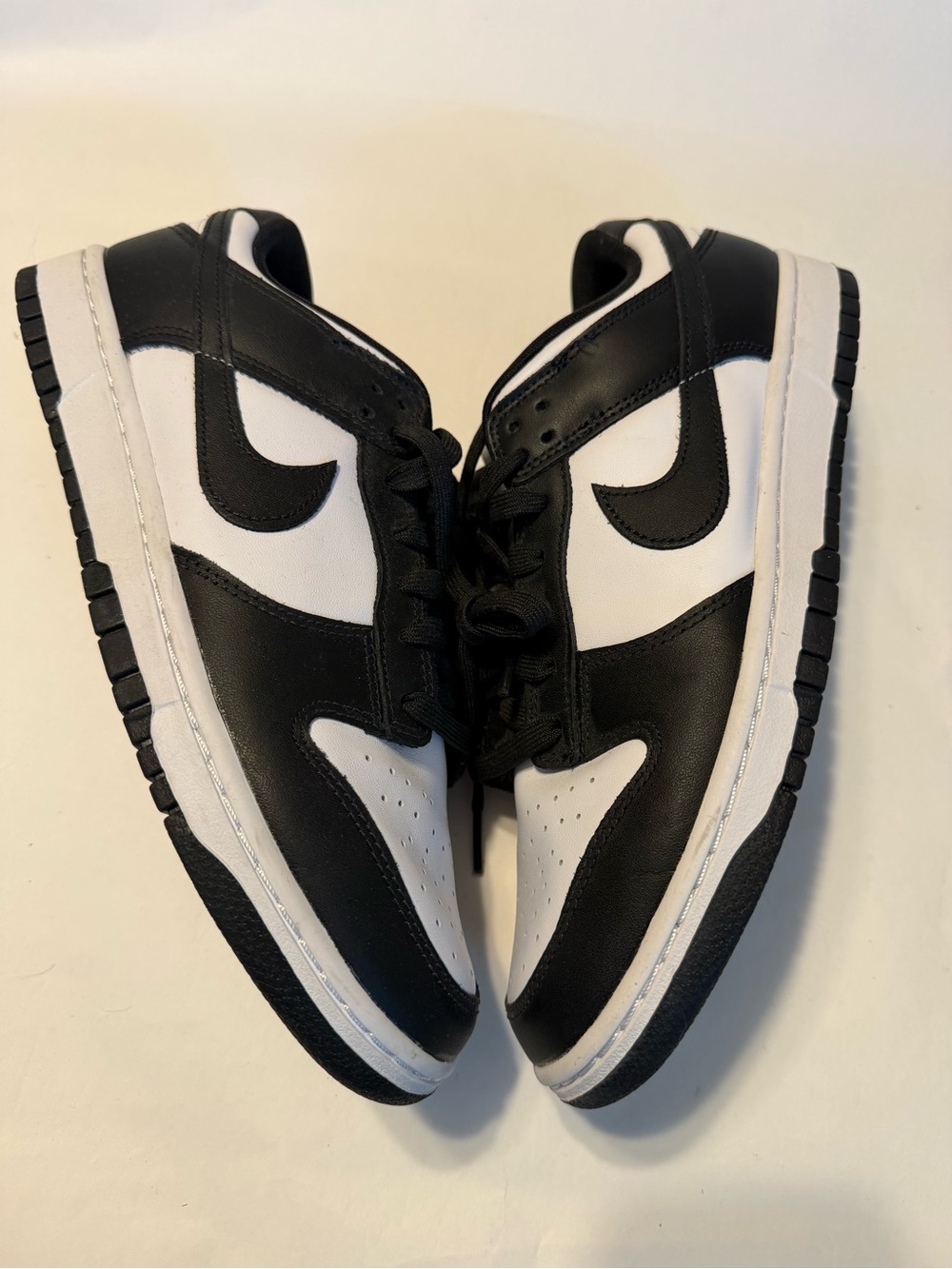 Panda Dunks Nike Men's Black and White Low-Top Sneakers — Classic Swoosh Design - Picture 4 of 6